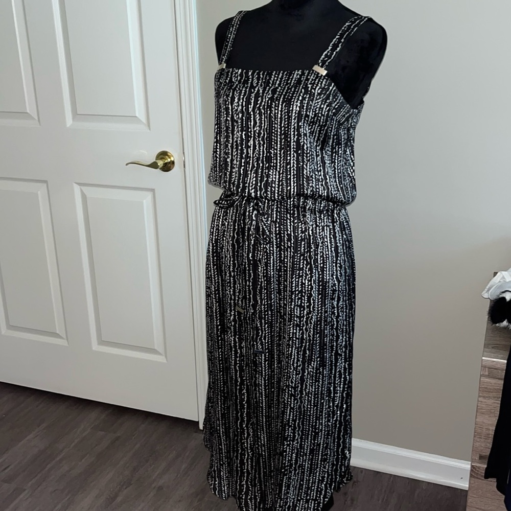 Beautiful satin dressed with lining, size S